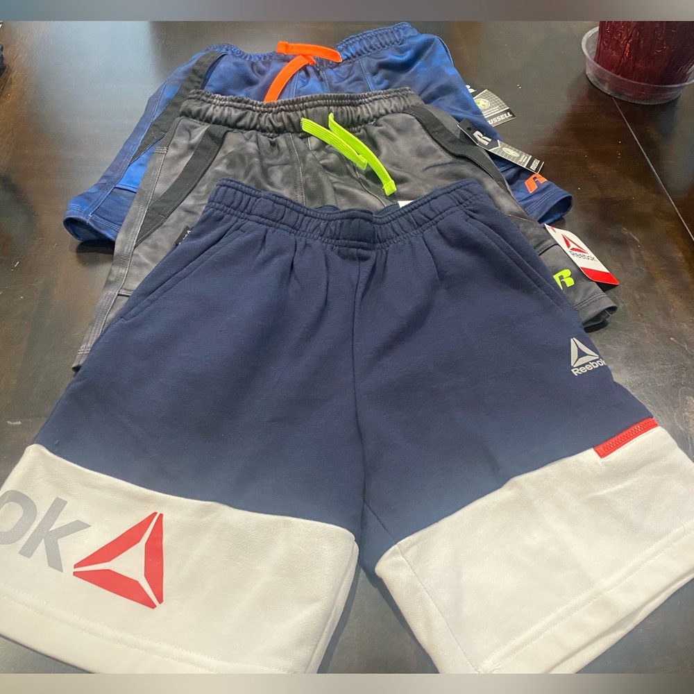 3-Piece Bundle Boy Shorts Size M(8)
Brand New with Tag 
2 Russell  size M(8) - Picture 4 of 10